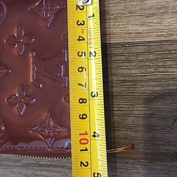 STUNNING louis vuitton Vernis leather plum wine red  zippy 4 card slots - Picture 13 of 16